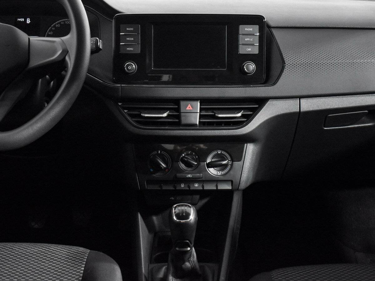 Купить Volkswagen Polo с пробегом. Фото: #12