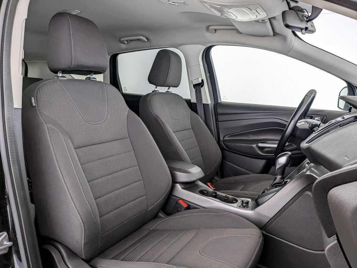 Купить Ford Kuga с пробегом. Фото: #18