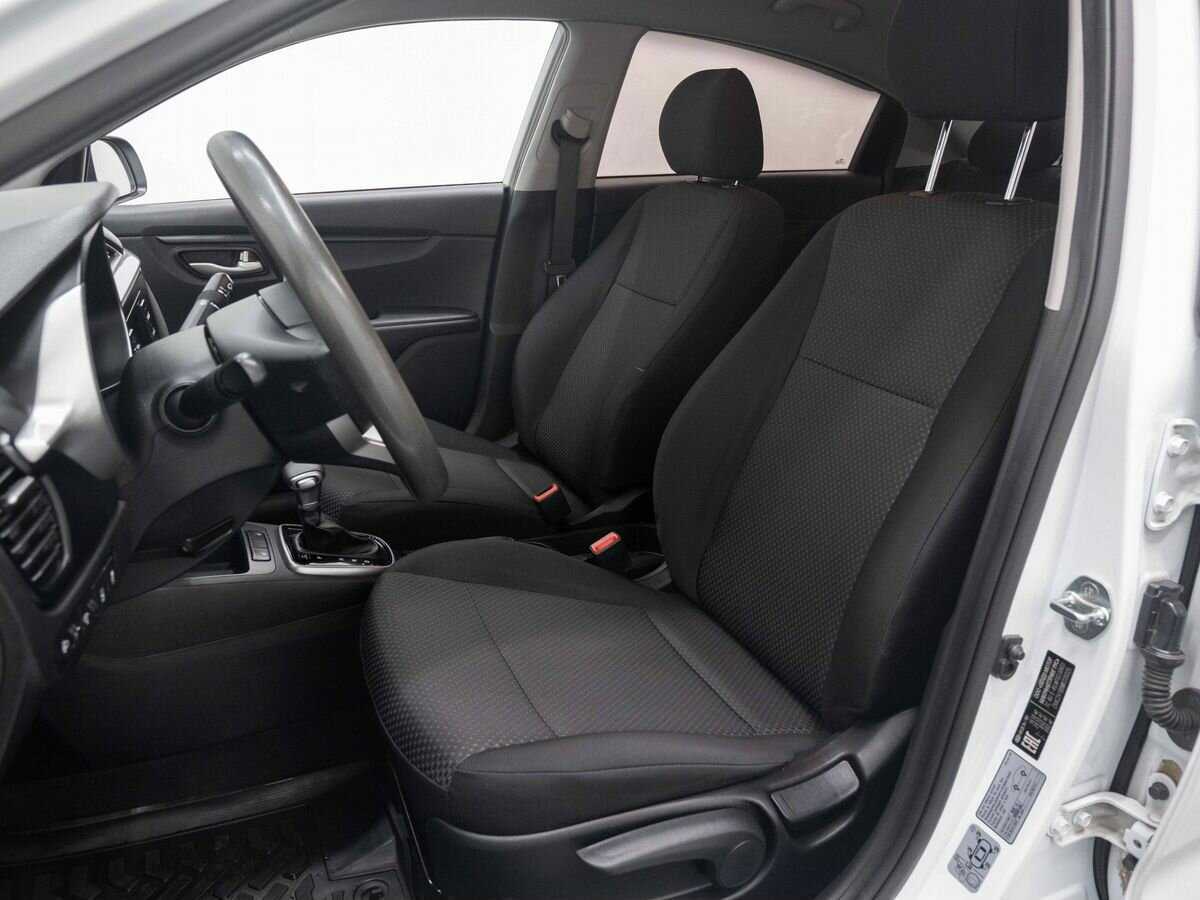 Купить Kia Rio с пробегом. Фото: #9