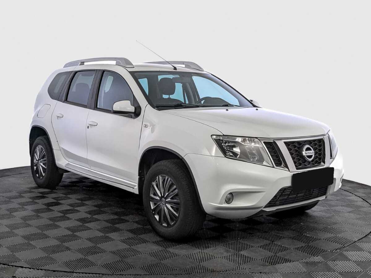 Купить Nissan Terrano с пробегом. Фото: #2