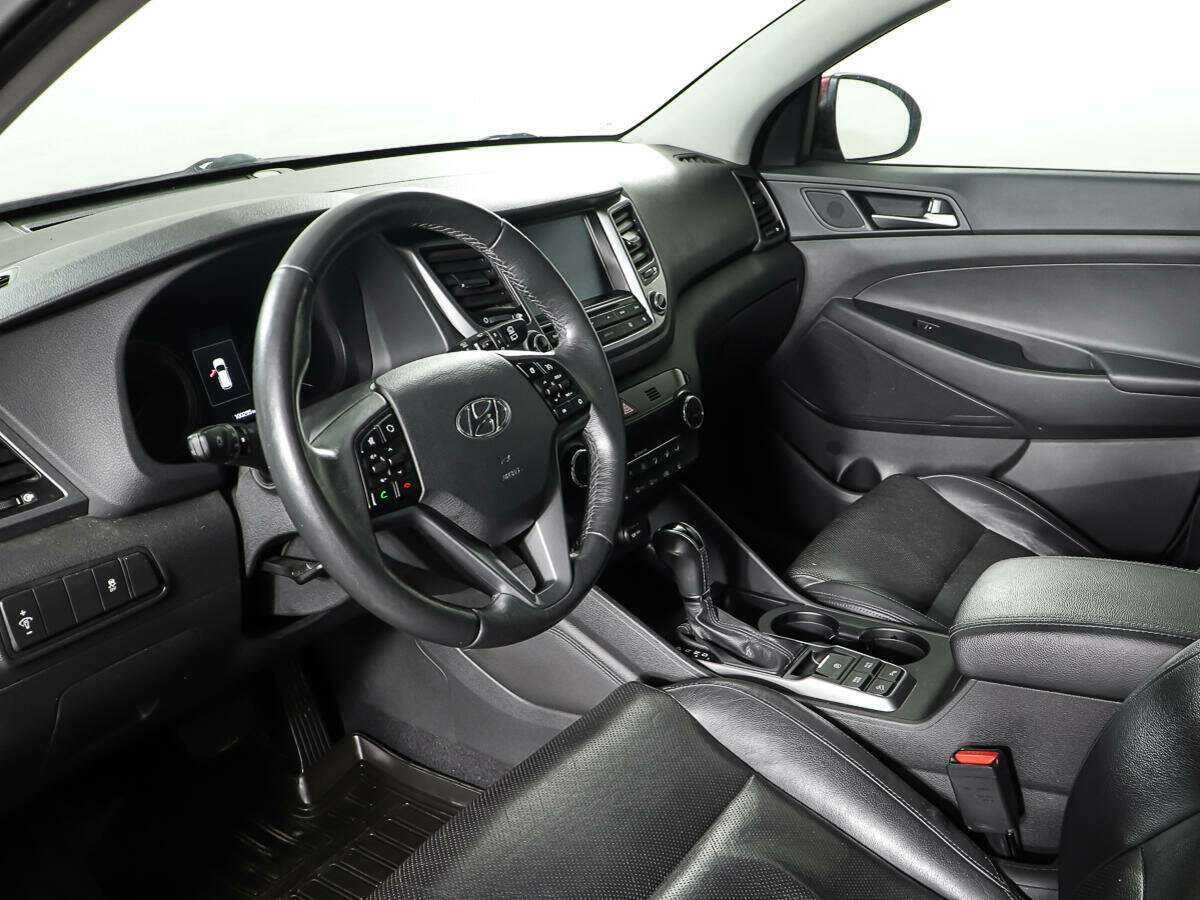 Купить Hyundai Tucson с пробегом. Фото: #12