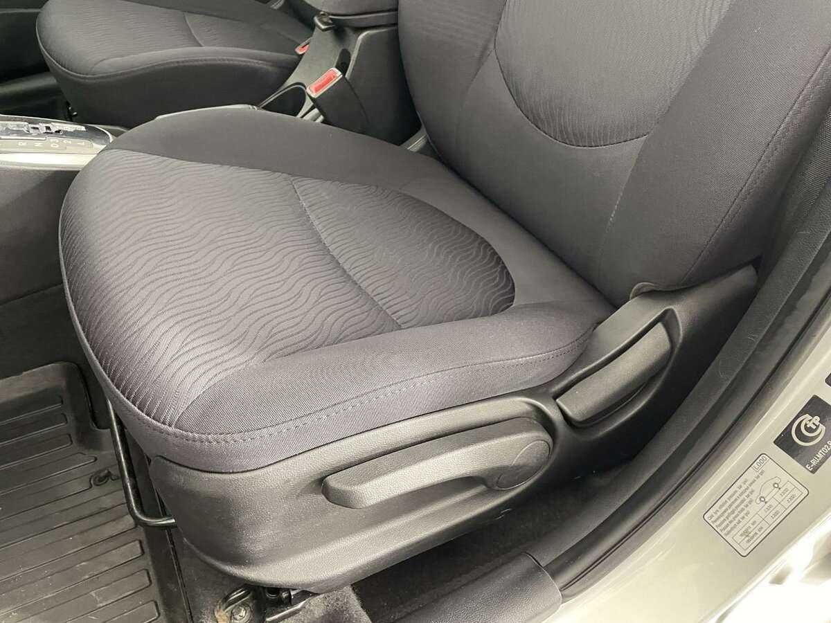 Купить Hyundai Solaris с пробегом. Фото: #9