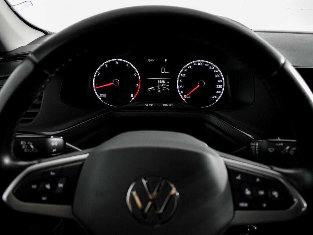 Купить Volkswagen Polo с пробегом. Фото: #18