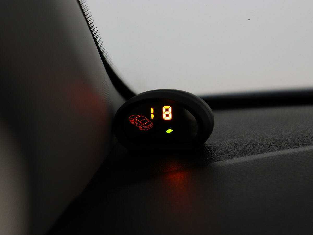 Купить Hyundai Solaris с пробегом. Фото: #18