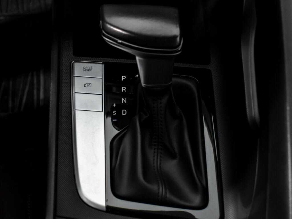 Купить Hyundai Elantra с пробегом. Фото: #6