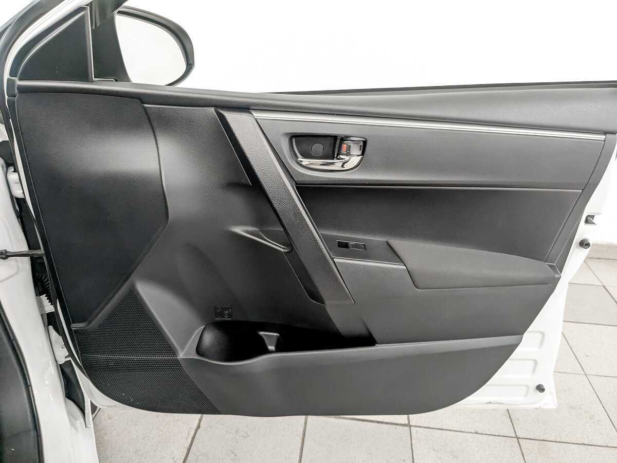 Купить Toyota Corolla с пробегом. Фото: #23