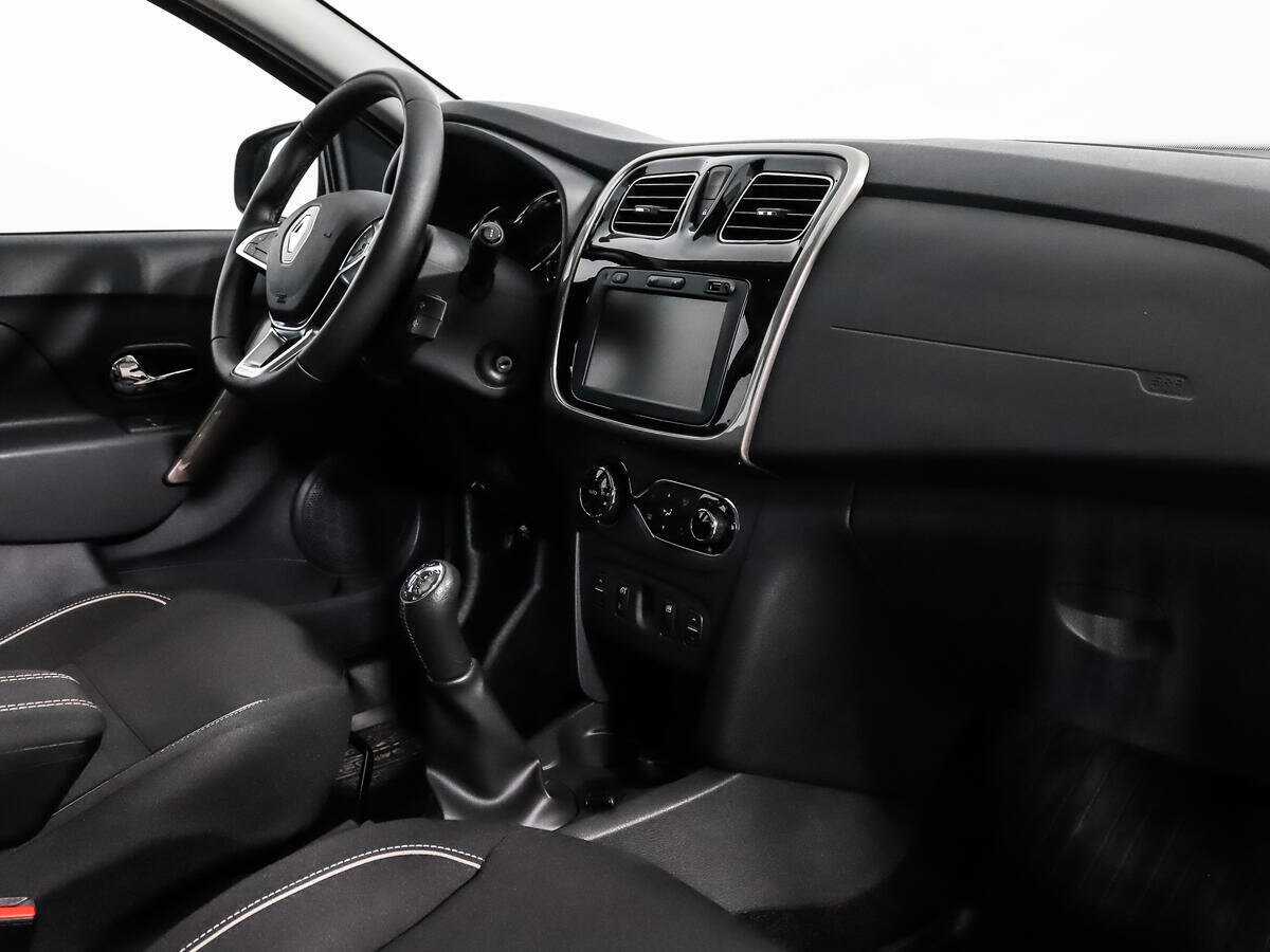 Купить Renault Sandero с пробегом. Фото: #10