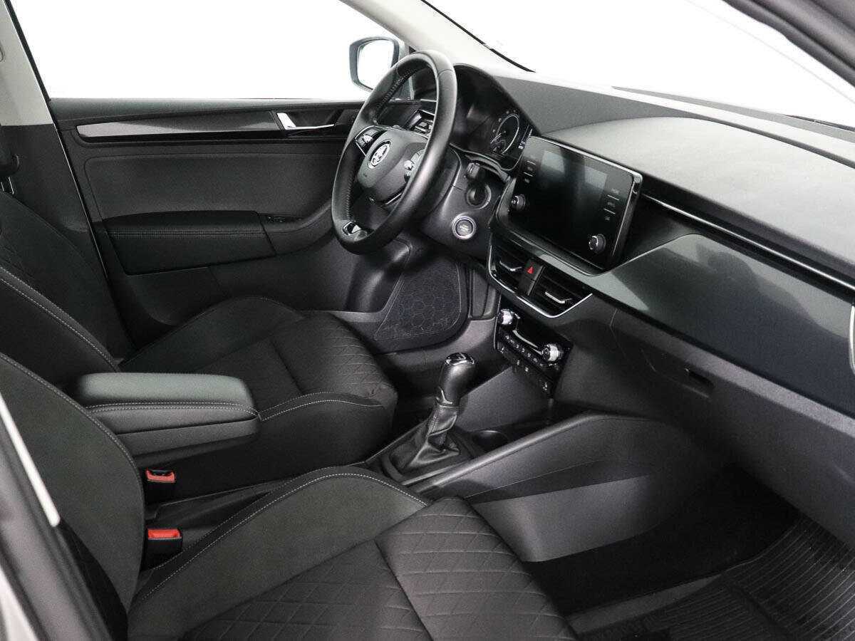 Купить Skoda Rapid с пробегом. Фото: #6