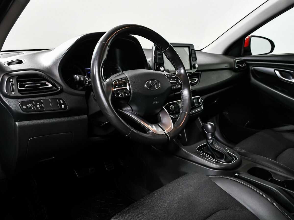 Купить Hyundai i30 с пробегом. Фото: #11