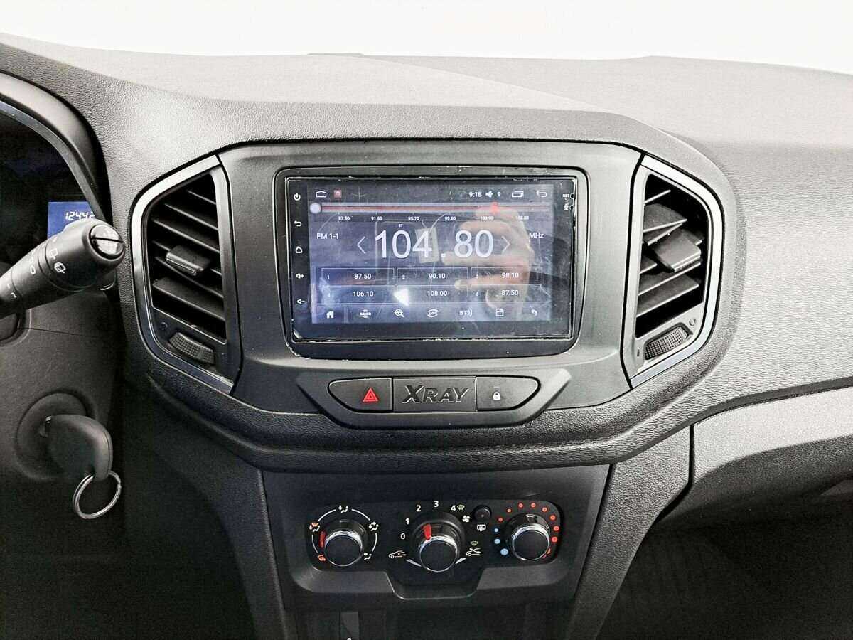 Купить Lada (ВАЗ) XRAY с пробегом. Фото: #14