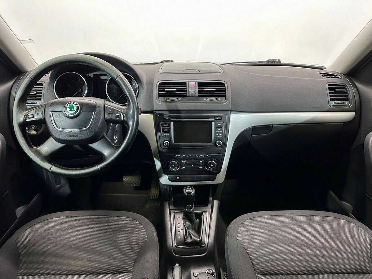 Купить Skoda Yeti с пробегом. Фото: #8