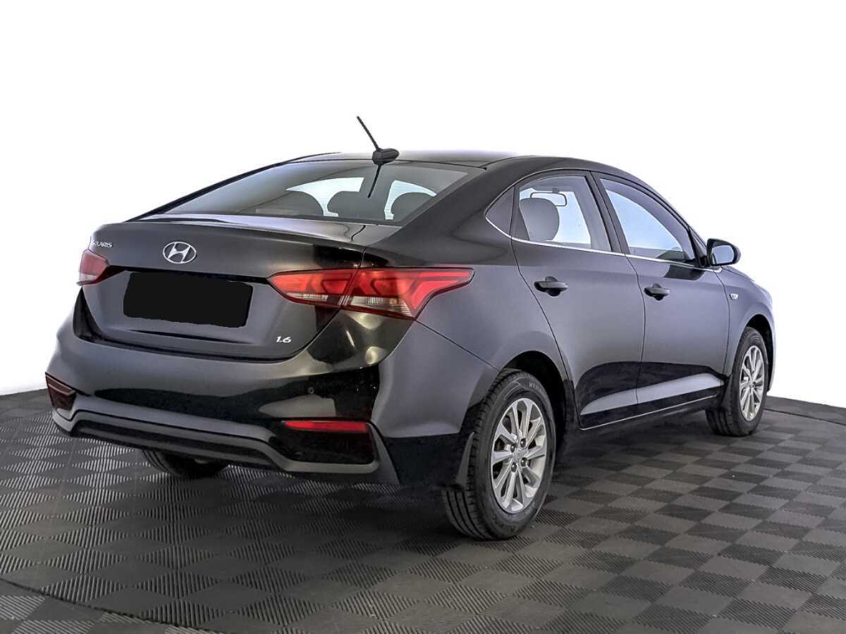 Купить Hyundai Solaris с пробегом. Фото: #4