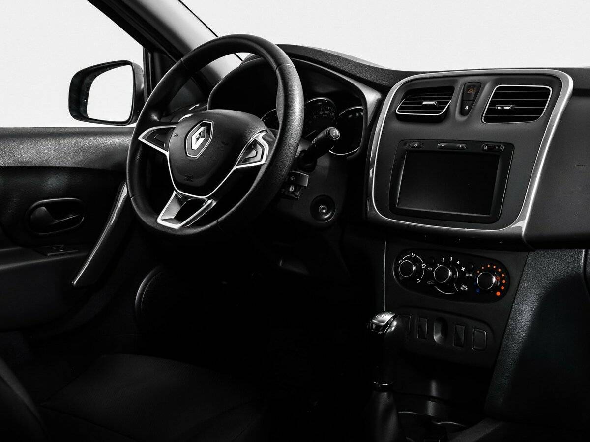 Купить Renault Logan с пробегом. Фото: #8
