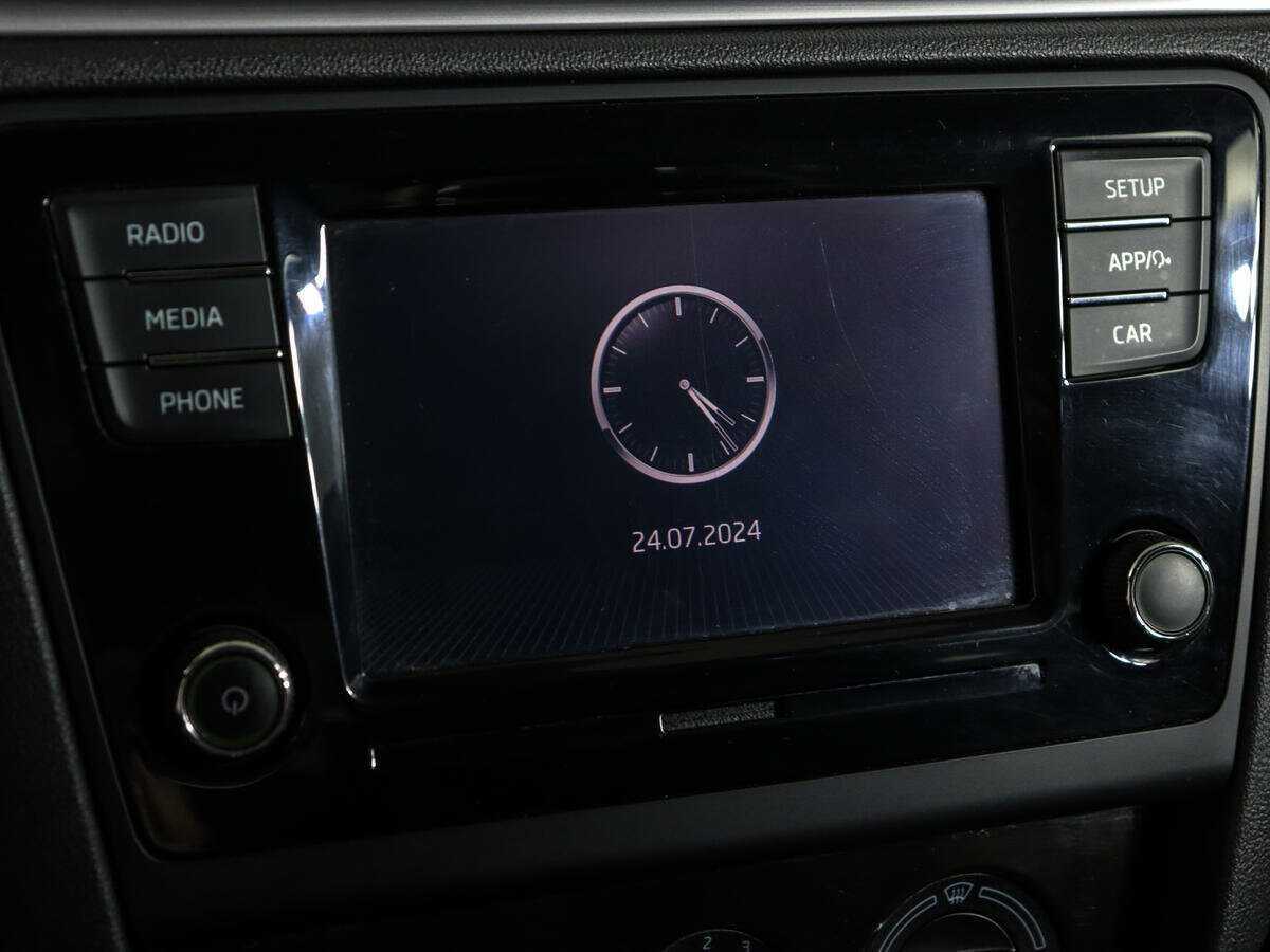 Купить Skoda Rapid с пробегом. Фото: #14