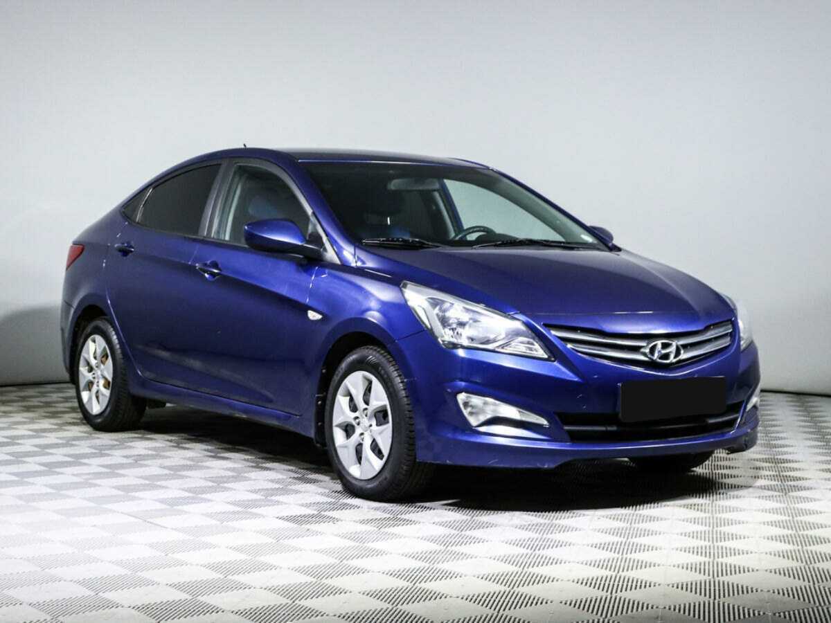 Купить Hyundai Solaris с пробегом. Фото: #2