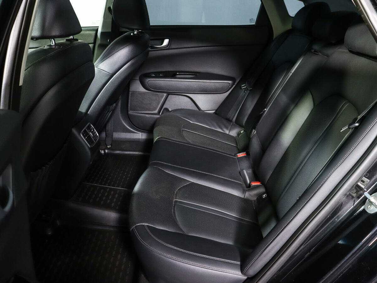 Купить Kia Optima с пробегом. Фото: #9