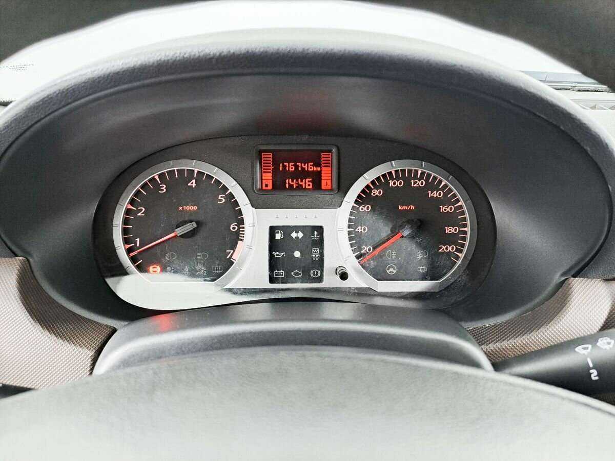 Купить Lada (ВАЗ) Largus с пробегом. Фото: #8