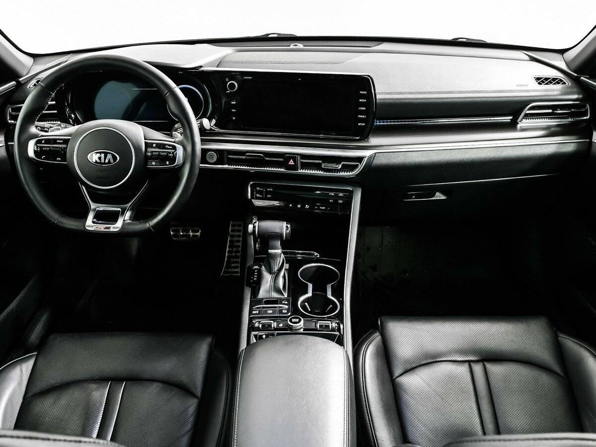 Купить Kia K5 с пробегом. Фото: #10