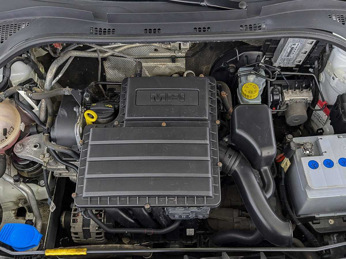 Купить Skoda Rapid с пробегом. Фото: #8