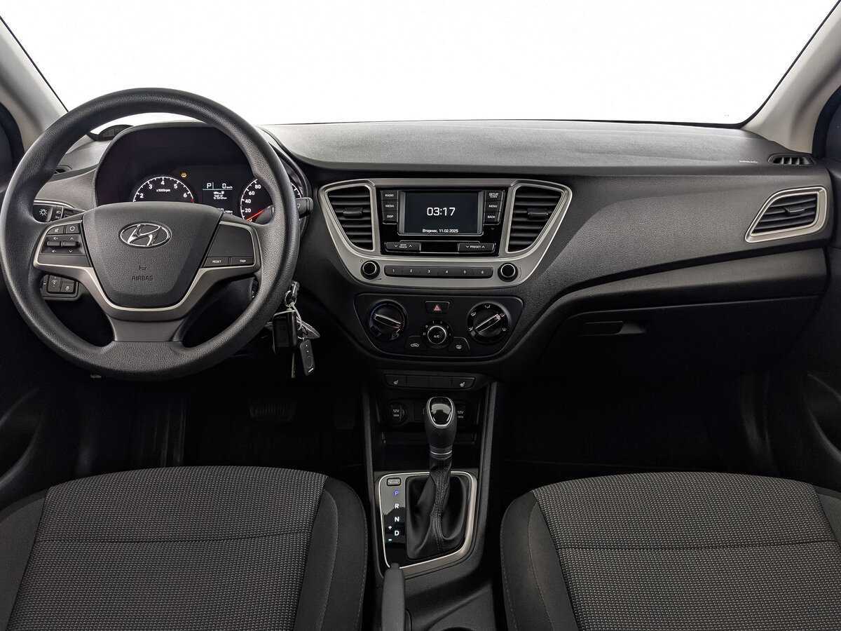 Купить Hyundai Solaris с пробегом. Фото: #13