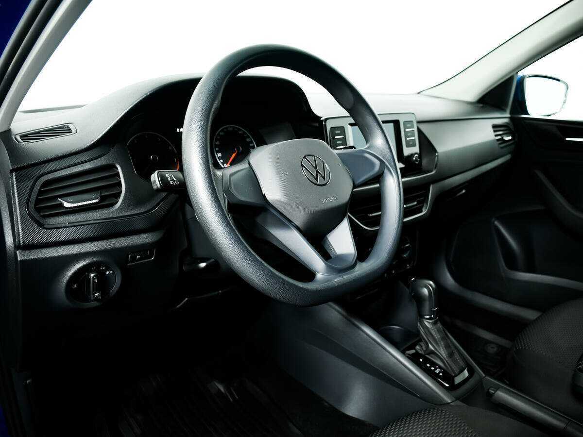 Купить Volkswagen Polo с пробегом. Фото: #11