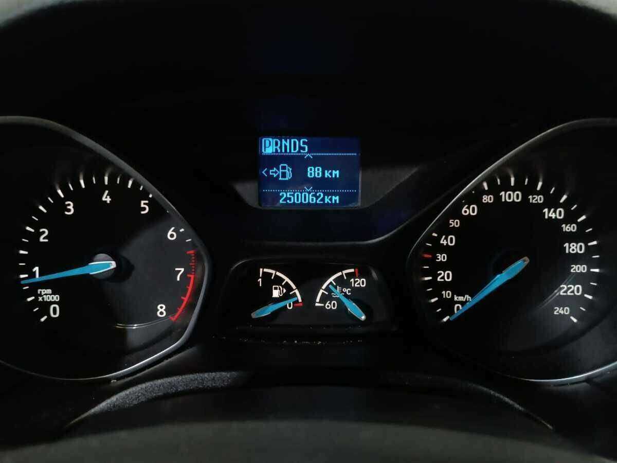 Купить Ford Focus с пробегом. Фото: #11