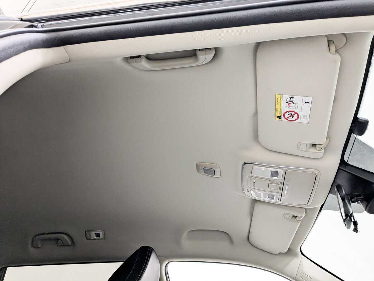 Купить Geely Atlas с пробегом. Фото: #20