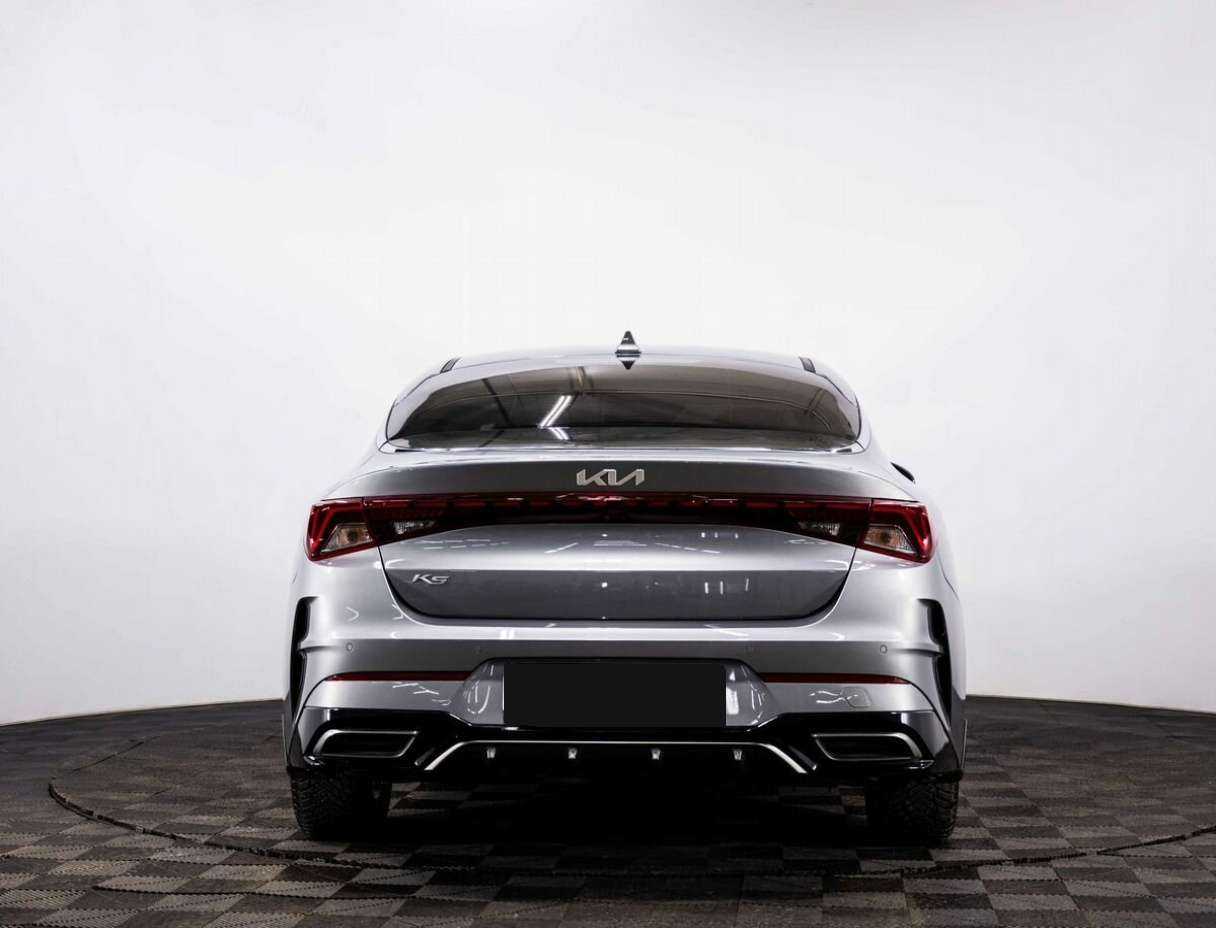 Купить Kia K5 с пробегом. Фото: #4