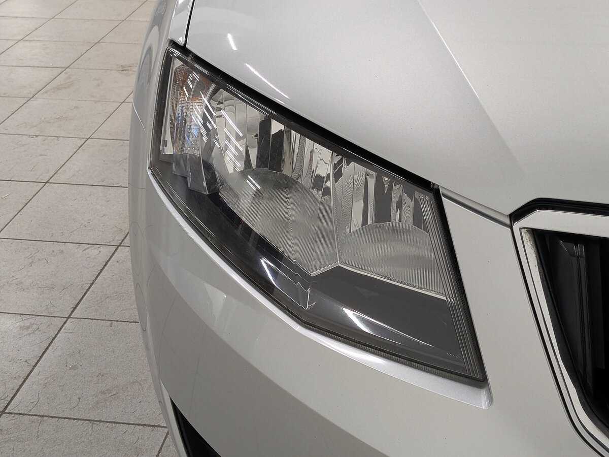 Купить Skoda Octavia с пробегом. Фото: #10