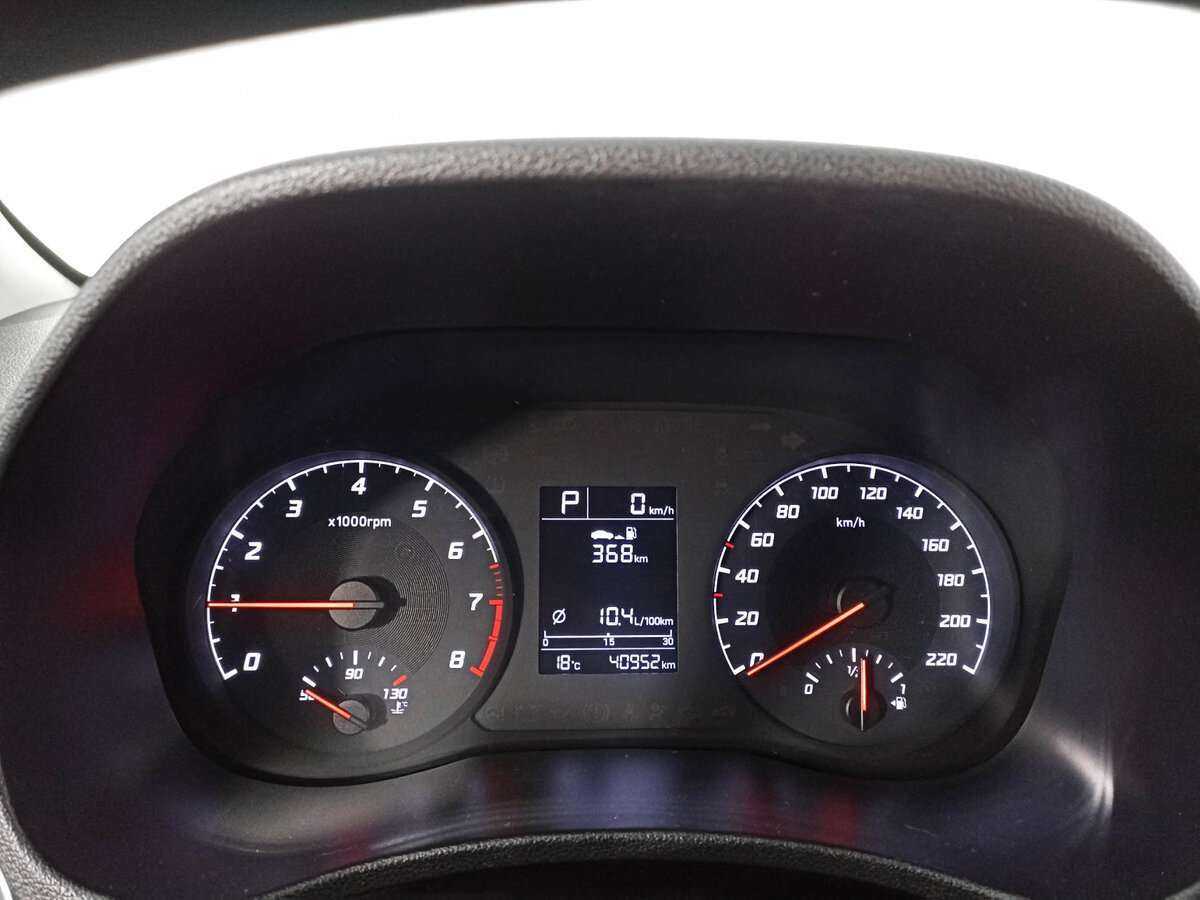 Купить Hyundai Solaris с пробегом. Фото: #8