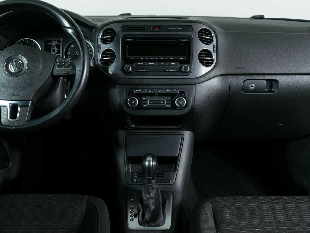 Купить Volkswagen Tiguan с пробегом. Фото: #8