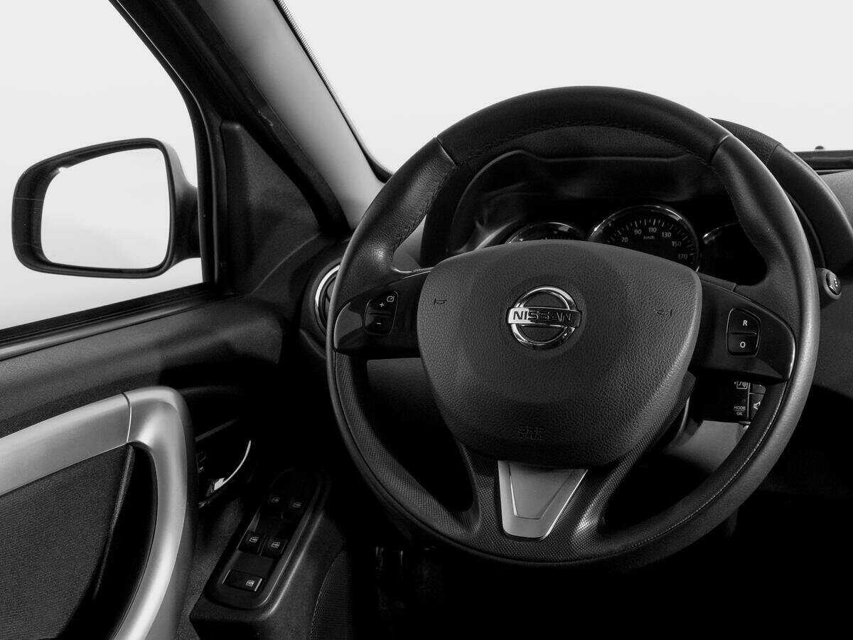 Купить Nissan Terrano с пробегом. Фото: #12