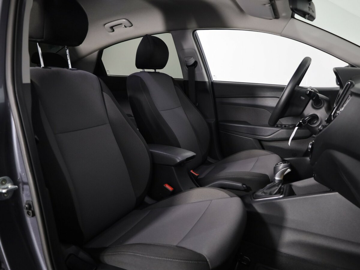 Купить Hyundai Solaris с пробегом. Фото: #15