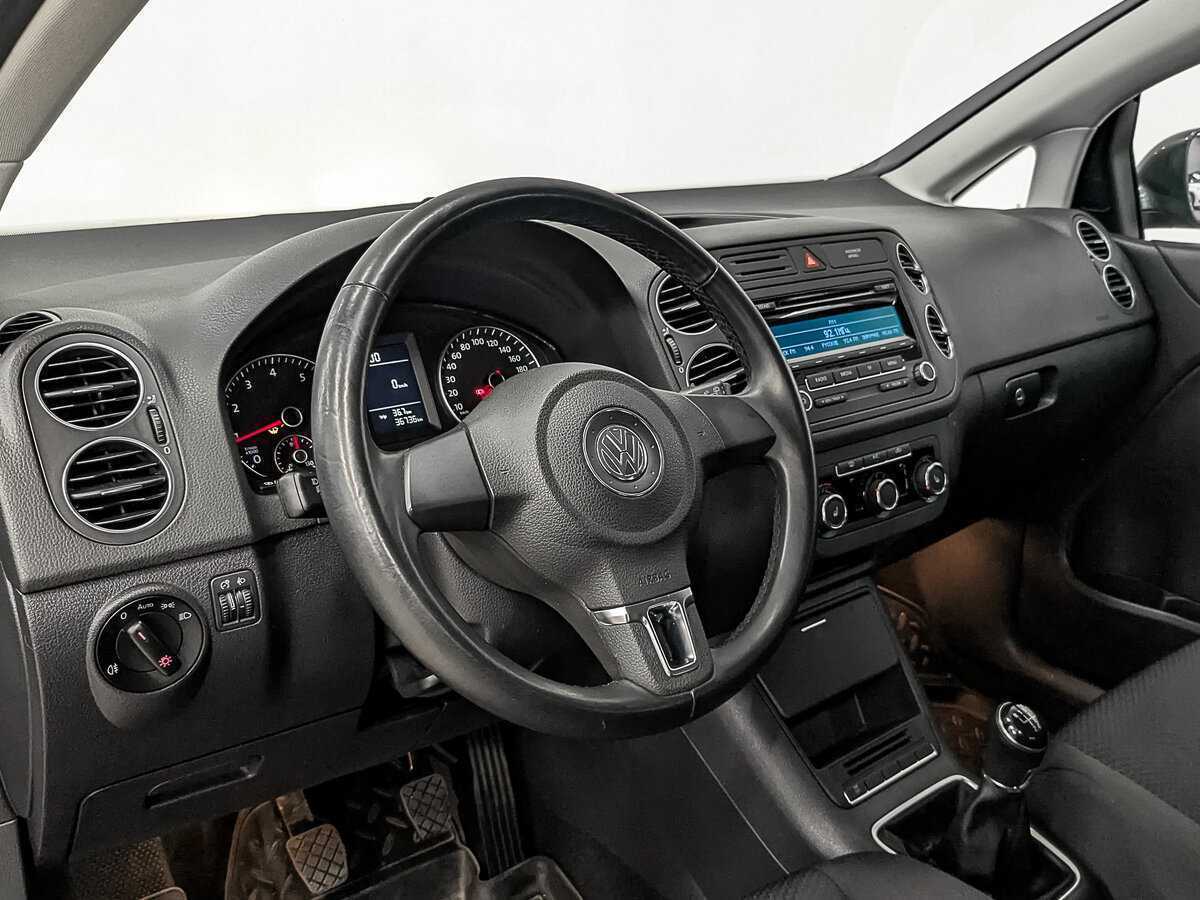 Купить Volkswagen Golf Plus с пробегом. Фото: #14