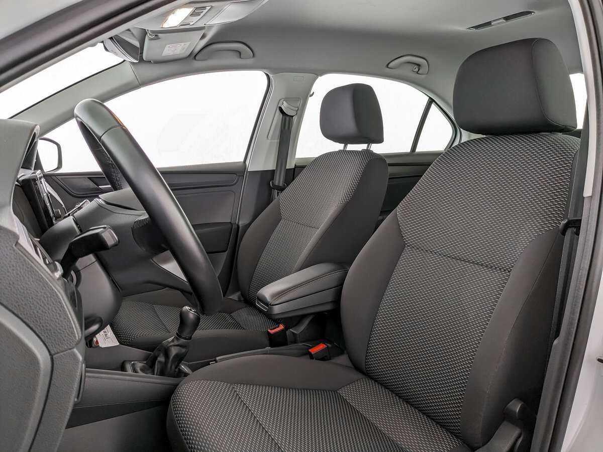 Купить Volkswagen Polo с пробегом. Фото: #18