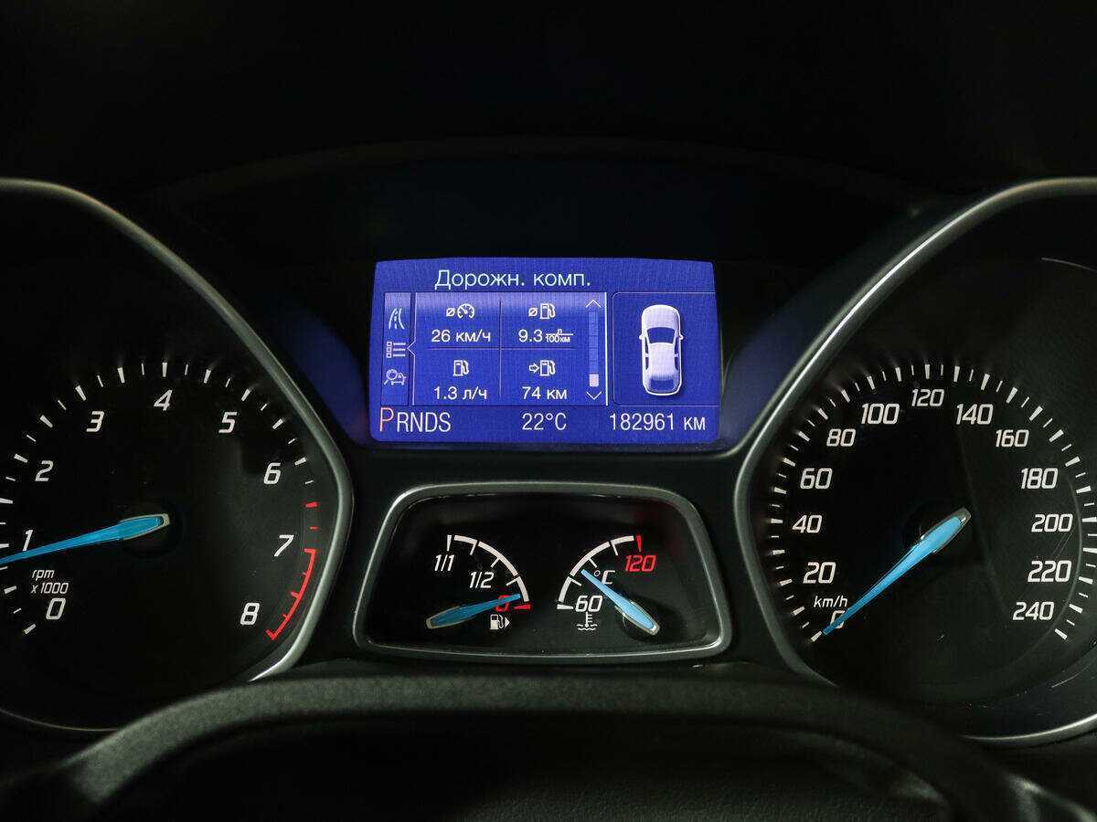 Купить Ford Focus с пробегом. Фото: #10