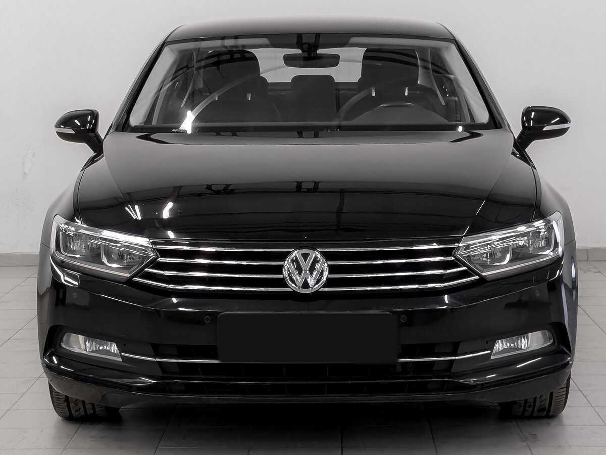 Купить Volkswagen Passat с пробегом. Фото: #1