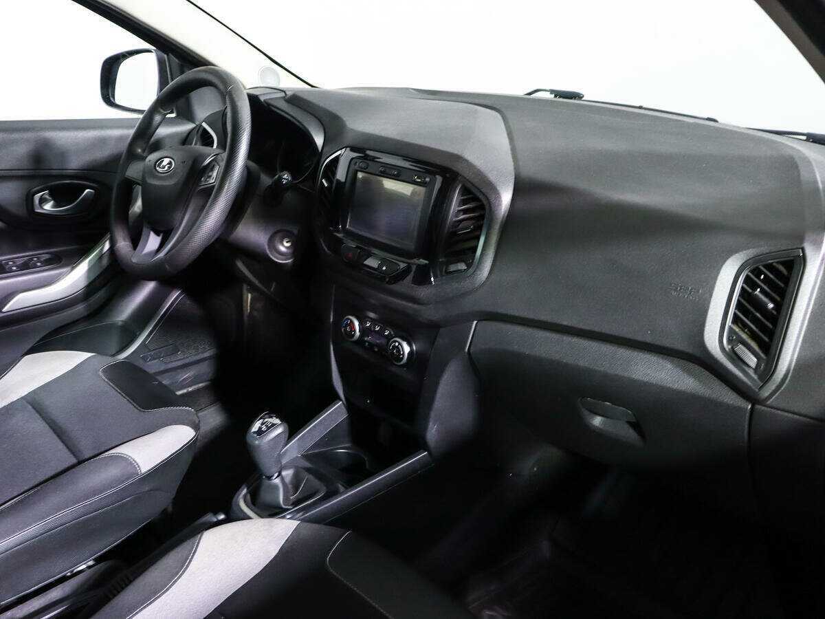 Купить Lada (ВАЗ) XRAY с пробегом. Фото: #8