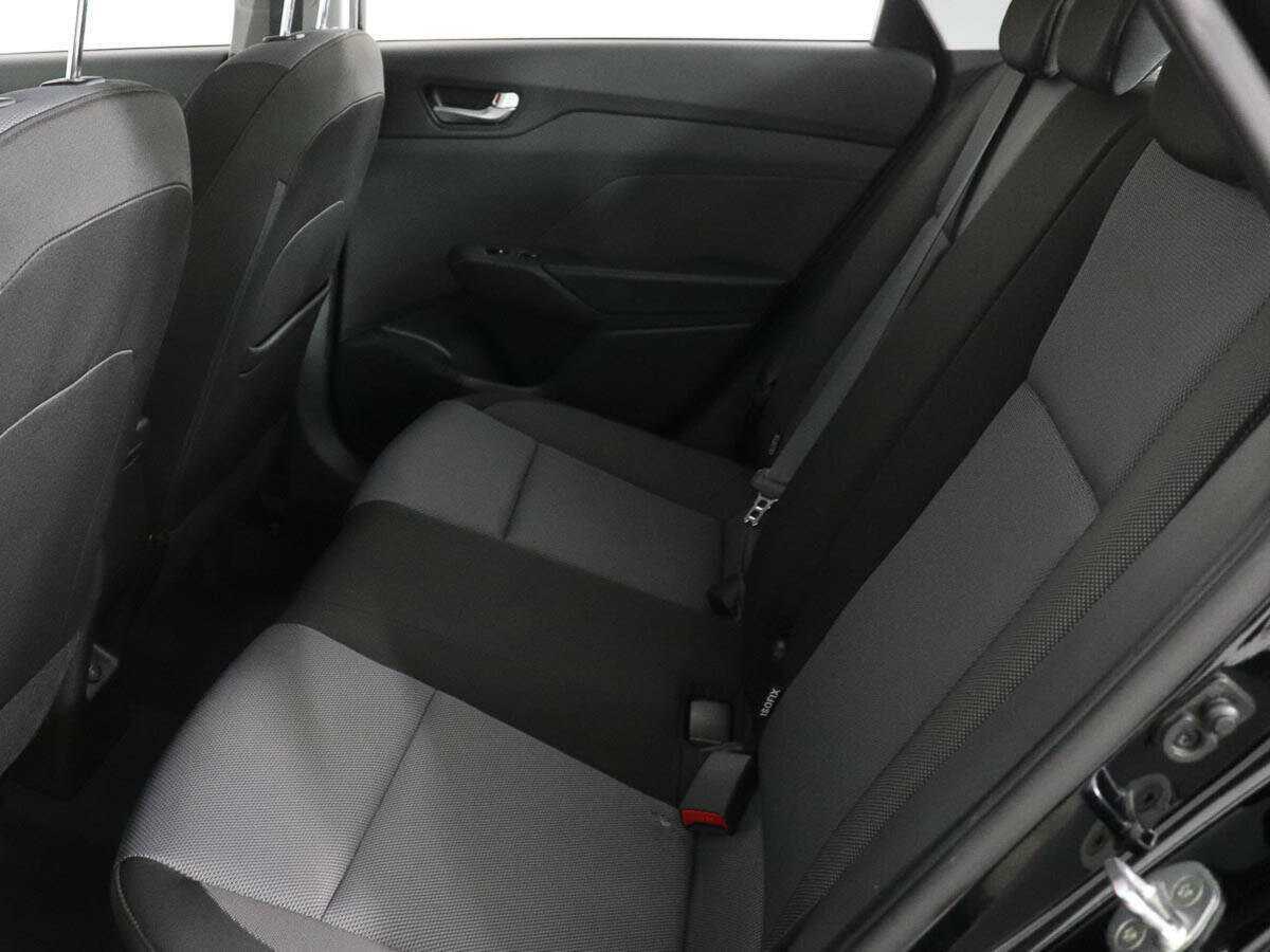 Купить Hyundai Solaris с пробегом. Фото: #8