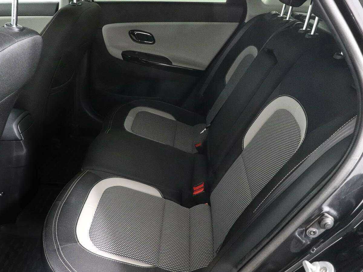 Купить Kia Ceed с пробегом. Фото: #7