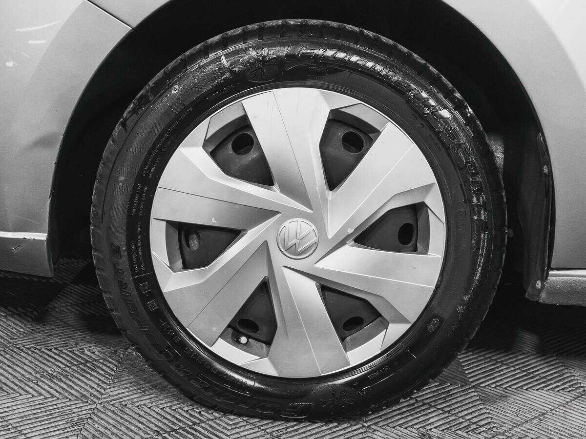 Купить Volkswagen Polo с пробегом. Фото: #16