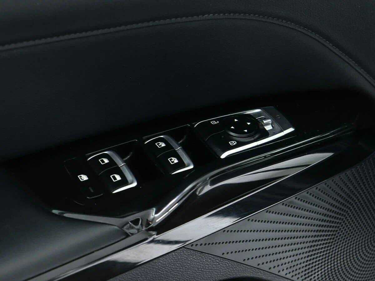 Купить Kia K5 с пробегом. Фото: #15