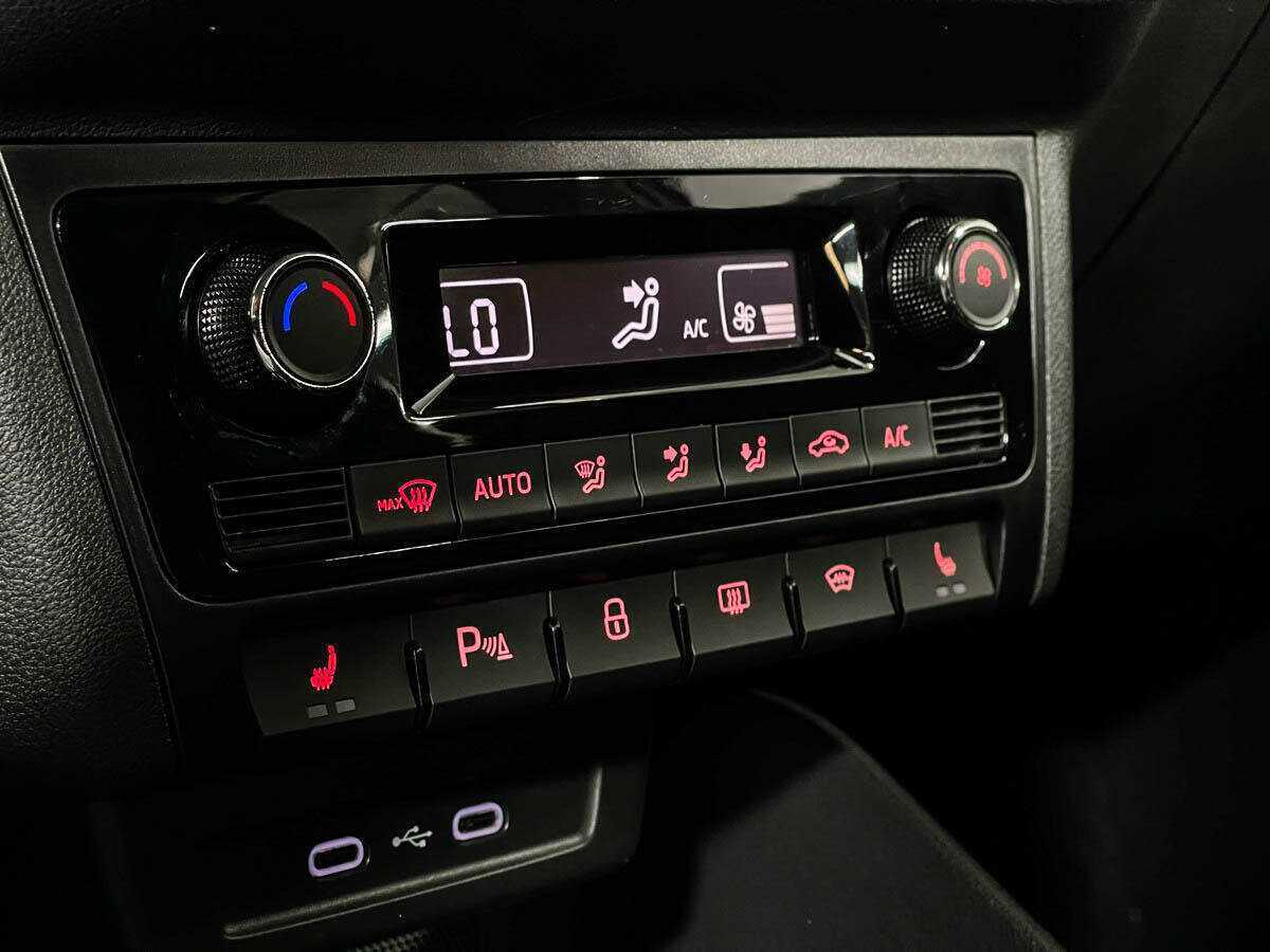 Купить Volkswagen Polo с пробегом. Фото: #15