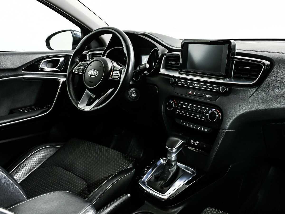 Купить Kia Ceed с пробегом. Фото: #8