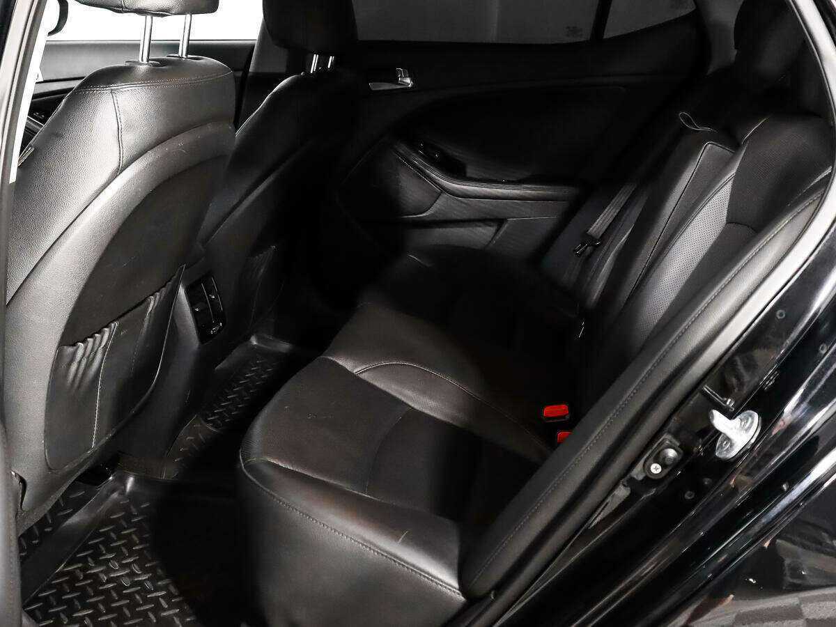 Купить Kia Optima с пробегом. Фото: #10