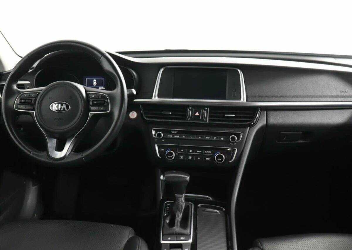 Купить Kia Optima с пробегом. Фото: #8