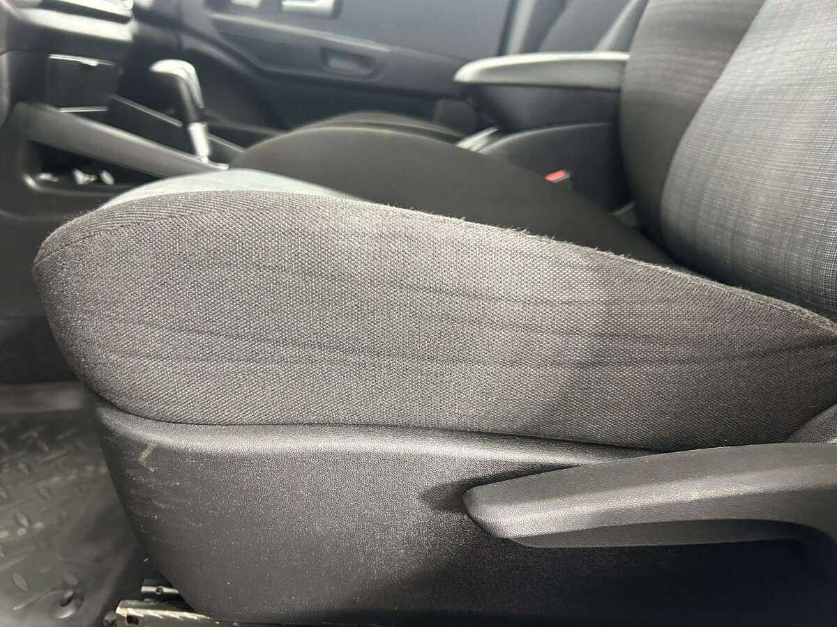 Купить Kia Ceed с пробегом. Фото: #9