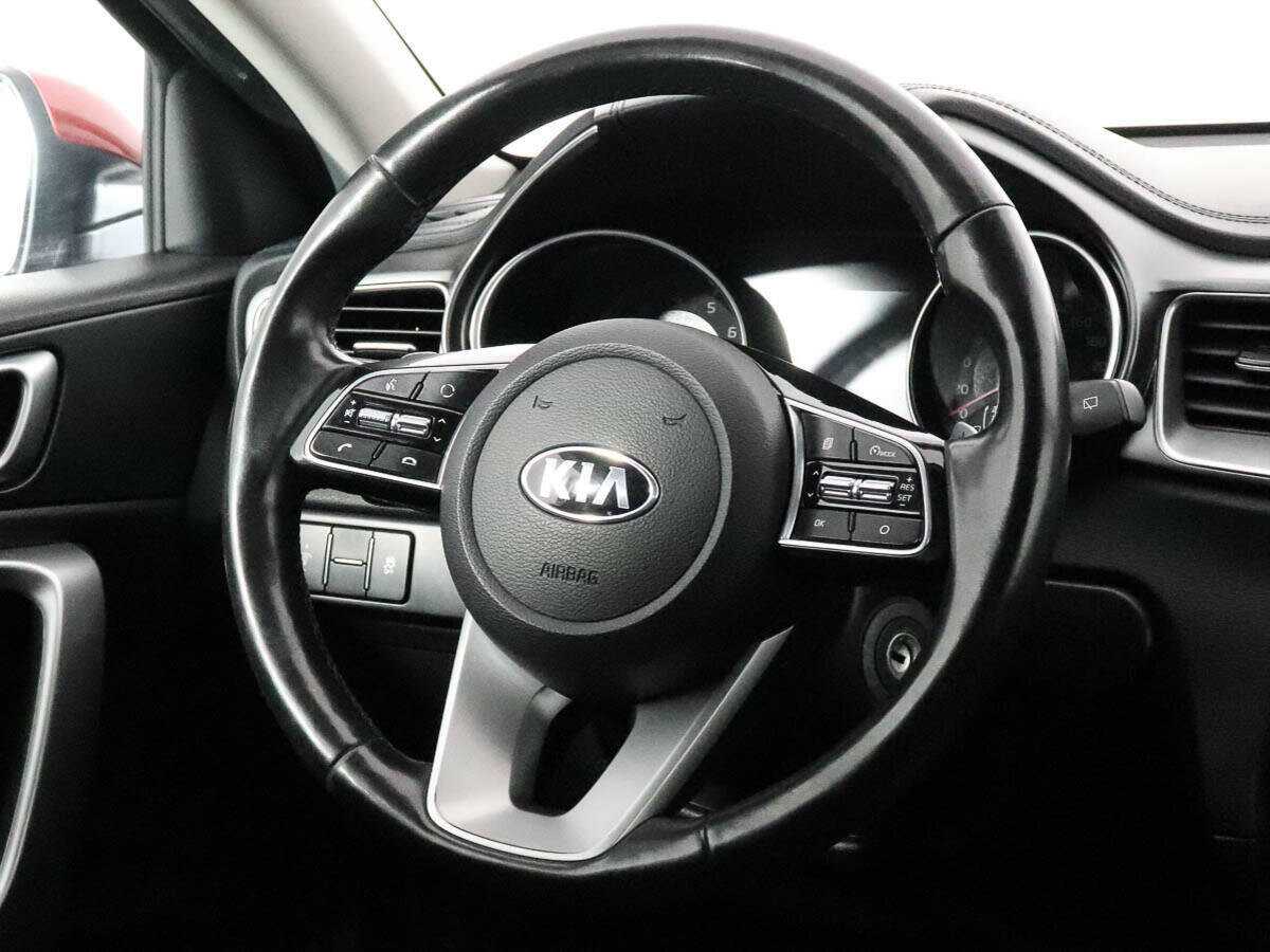 Купить Kia Ceed с пробегом. Фото: #14