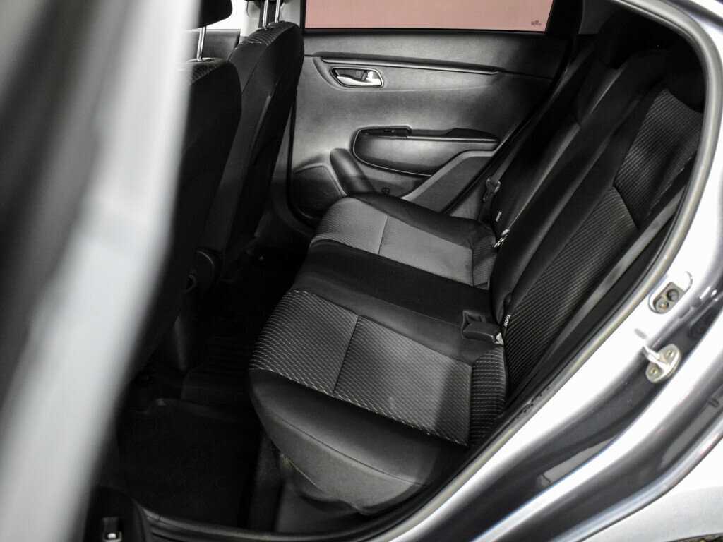 Купить Kia Rio с пробегом. Фото: #8