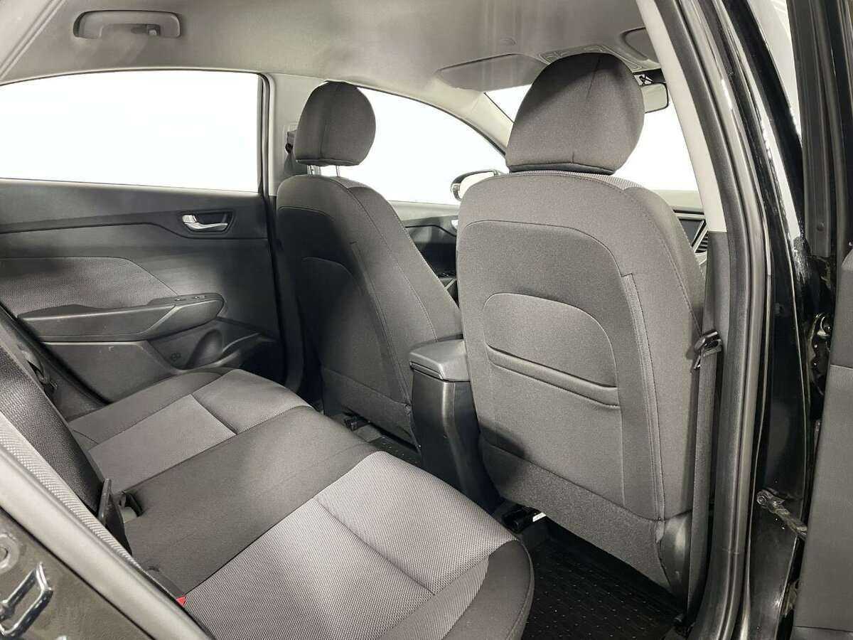 Купить Hyundai Solaris с пробегом. Фото: #16